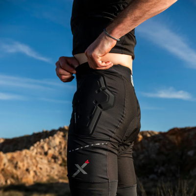 SHORT DE PROTECTION G FORM X4 SHORT DE PROTECTION G FORM X4
