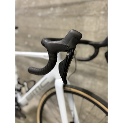 BMC Roadmachine Reconditionné – Vélo route carbone 105