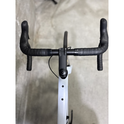 BMC Roadmachine Reconditionné – Vélo route carbone 105