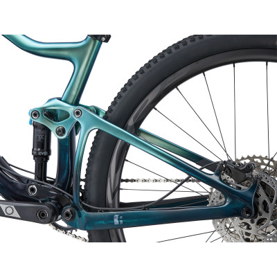 LIV PIQUE ADVANCED PRO 29
