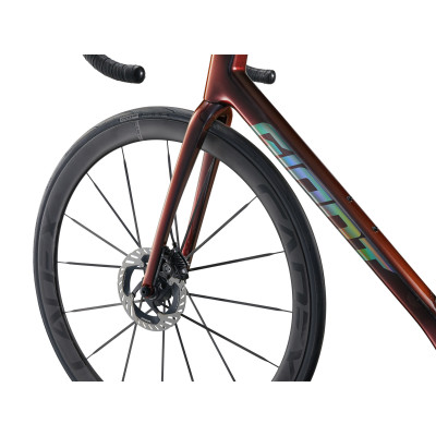 Giant TCR Advanced SL 0 Dura-Ace – Vélo route carbone Giant TCR Advanced SL 0 Dura-Ace – Vélo route carbone