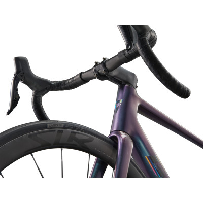 Giant TCR Advanced SL 1 Di2 – Vélo route carbone haut de gamme Giant TCR Advanced SL 1 Di2 – Vélo route carbone haut de gamme