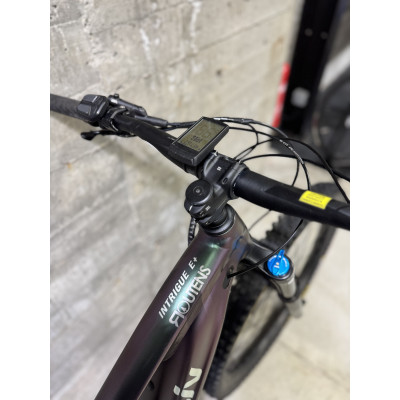 VTT électrique femme Liv Intrigue X Elite 2 2023 carbone