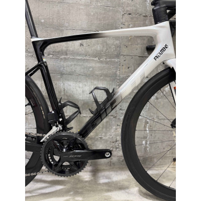 Giant Defy Advanced Pro 1 reconditionné – Vélo route Giant Defy Advanced Pro 1 reconditionné – Vélo route