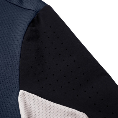 Maillot VTT Fox Defend SS Bleu – Respirant & Résistant Maillot VTT Fox Defend SS Bleu – Respirant & Résistant