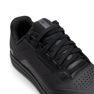 Chaussures VTT Fox Union Flat Noir – Grip & Robustesse Chaussures VTT Fox Union Flat Noir – Grip & Robustesse