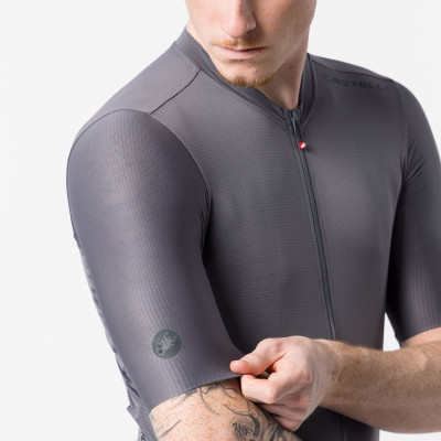 Maillot vélo haute performance Gris – Confort et respirabilité Maillot vélo haute performance Gris – Confort et respirabilité