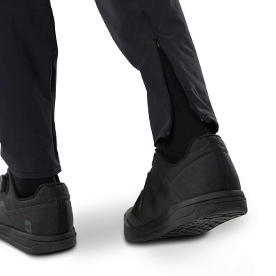 Pantalon Fox Flexair Fire – VTT Homme Noir Taille 28 Pantalon Fox Flexair Fire – VTT Homme Noir Taille 28
