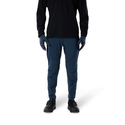 Pantalon Fox Flexair Fire – VTT Homme Bleu Marine Taille 30 Pantalon Fox Flexair Fire – VTT Homme Bleu Marine Taille 30