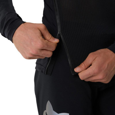 Gilet Fox Baseframe Pro LS Koroid noir protection VTT CE Gilet Fox Baseframe Pro LS Koroid noir protection VTT CE