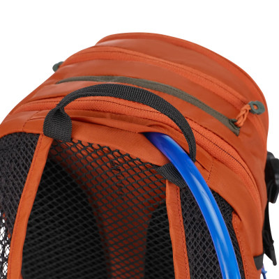 Sac à dos CamelBak MULE 12L Ocre avec poche à eau 3L Sac à dos CamelBak MULE 12L Ocre avec poche à eau 3L