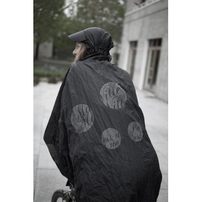 Cape pluie vélo SPAD FULAP noire recyclée et stable