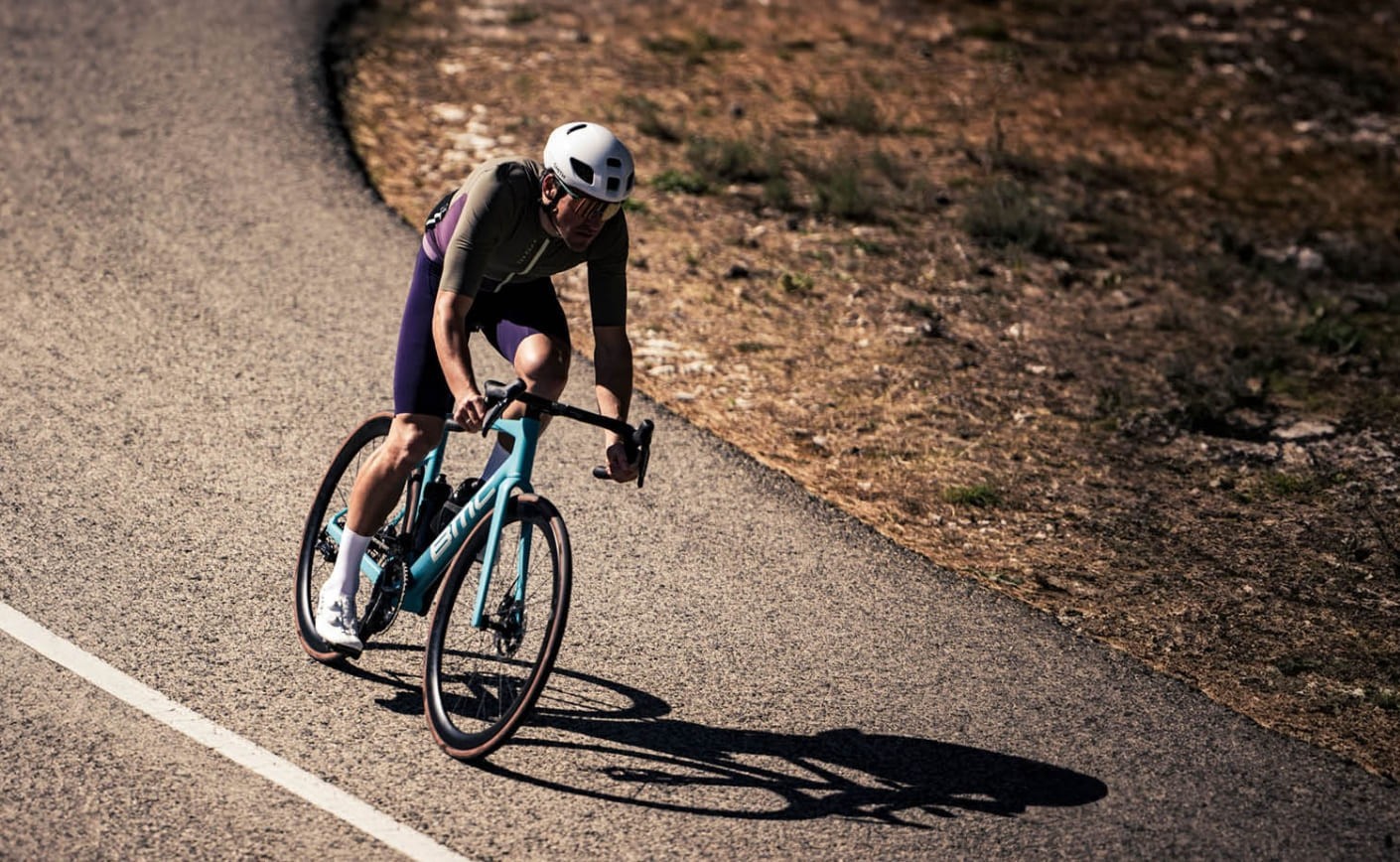 Cet été, passez à la vitesse supérieure avec le BMC Roadmachine chez Routens Gières et Voiron !